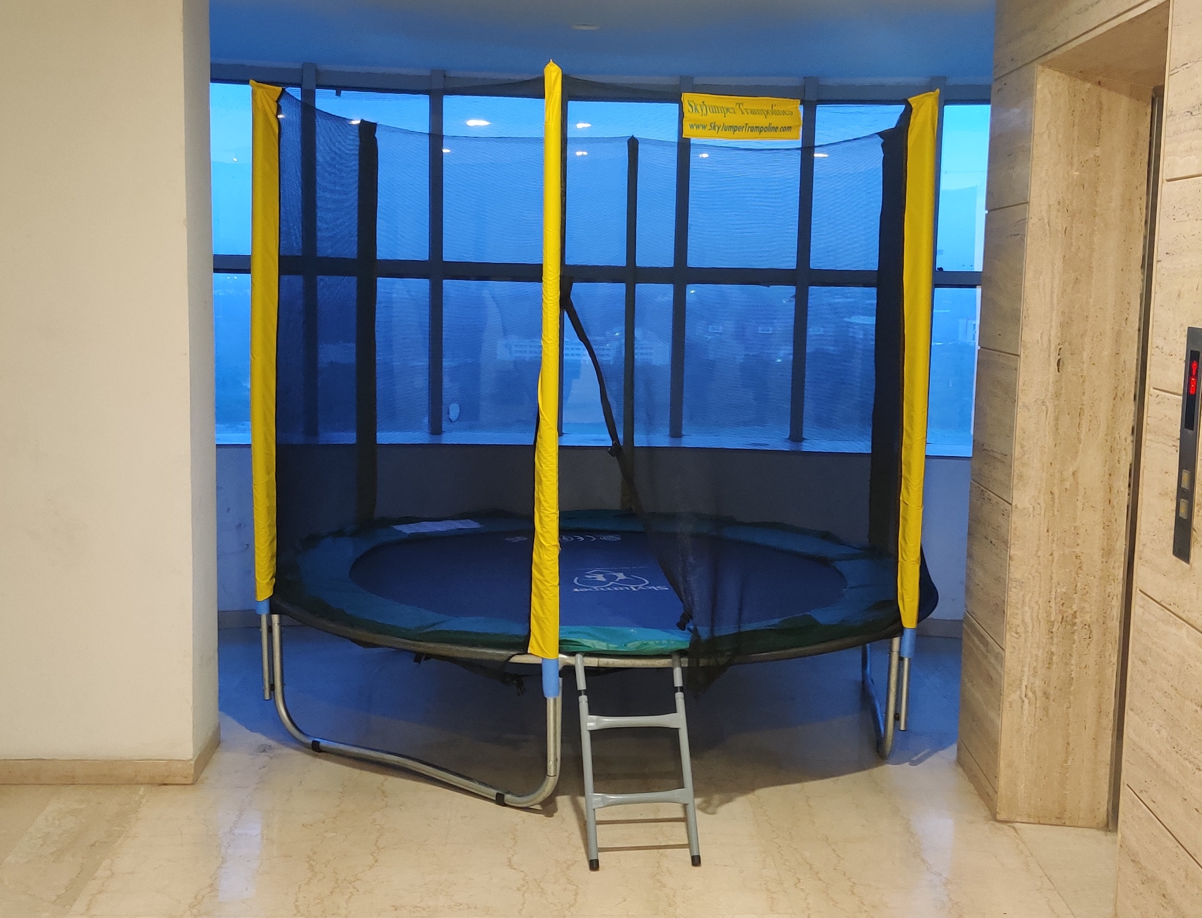 Skyjumper 6 feet Trampoline